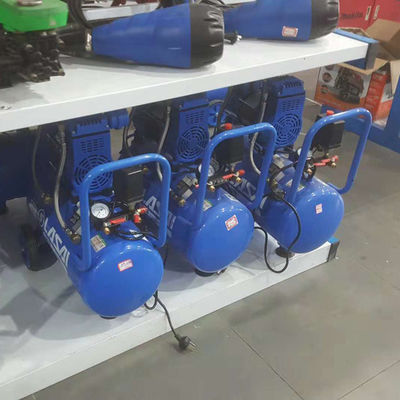 Silent Oil Free Air Compressor Air Pump 980W Vermogen 30L Capaciteit PORTABLE Configuratie