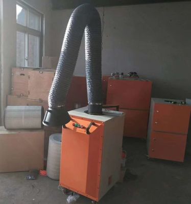 Spanning 380 V of een op maat gemaakte enkelzuigarm, lasdampextractor met ontwerp